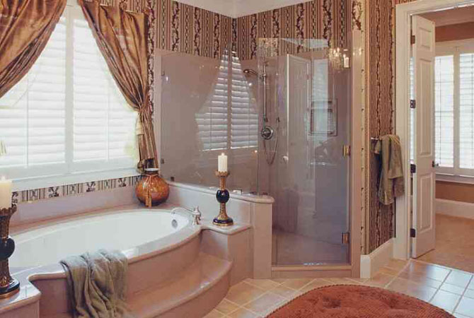 дизайн ванных комнат отделанные плиткой